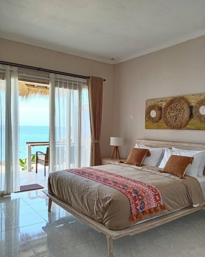 Vns Beachfront Guesthouse Ped Exterior photo