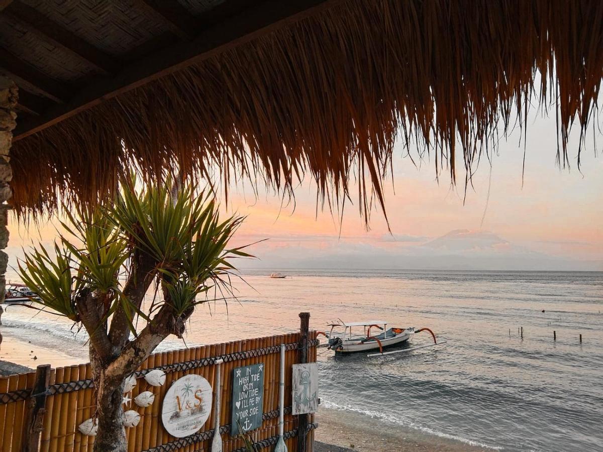 Vns Beachfront Guesthouse Ped Exterior photo